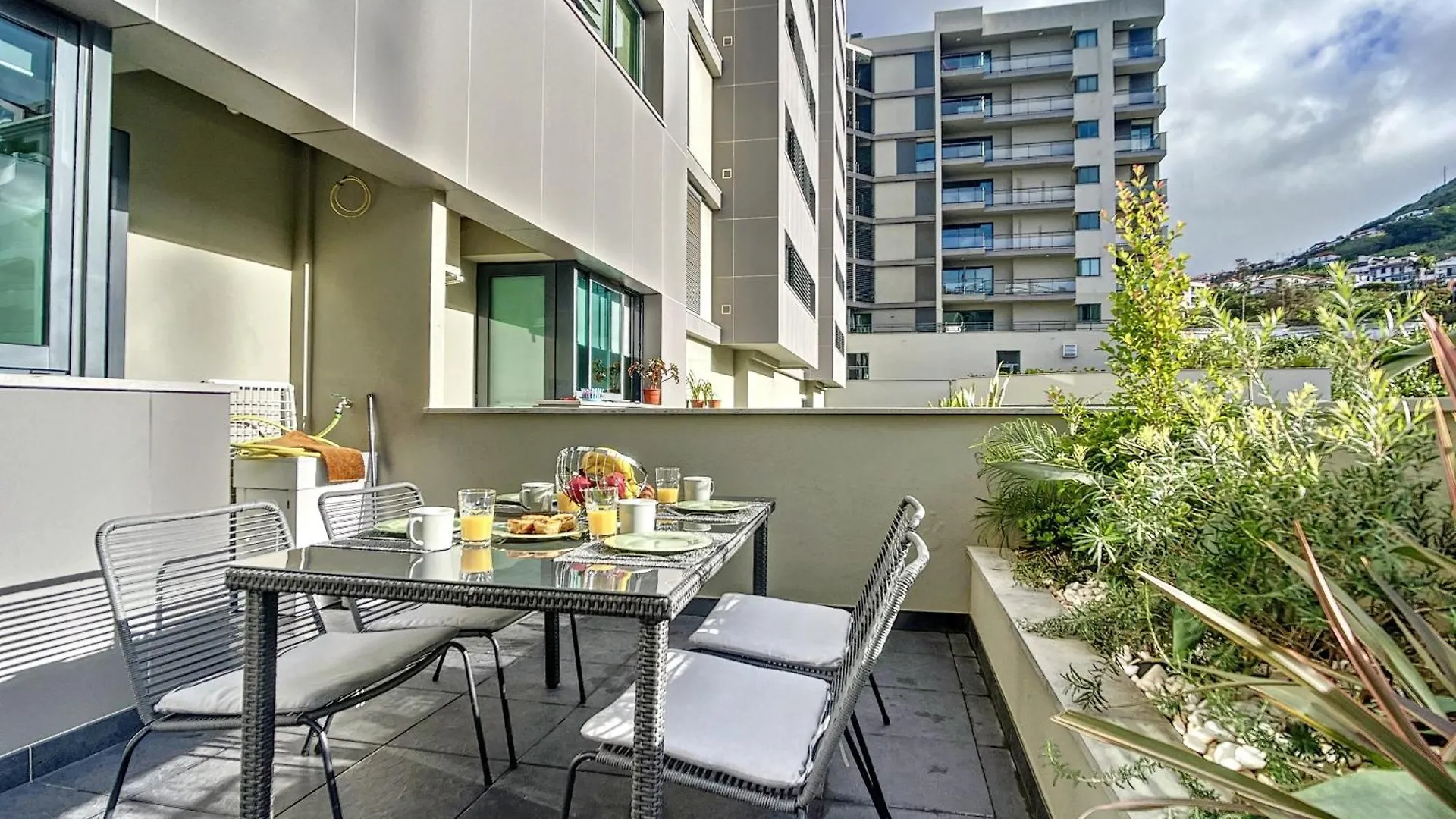 Terrace Apartment By Atlantic Holiday Funchal